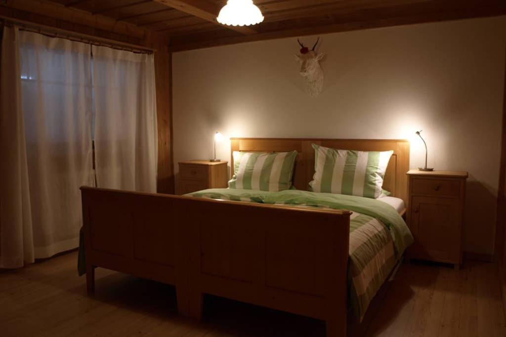 קירשצארטן Grosszugige Ferienwohnung Am Kloster מראה חיצוני תמונה